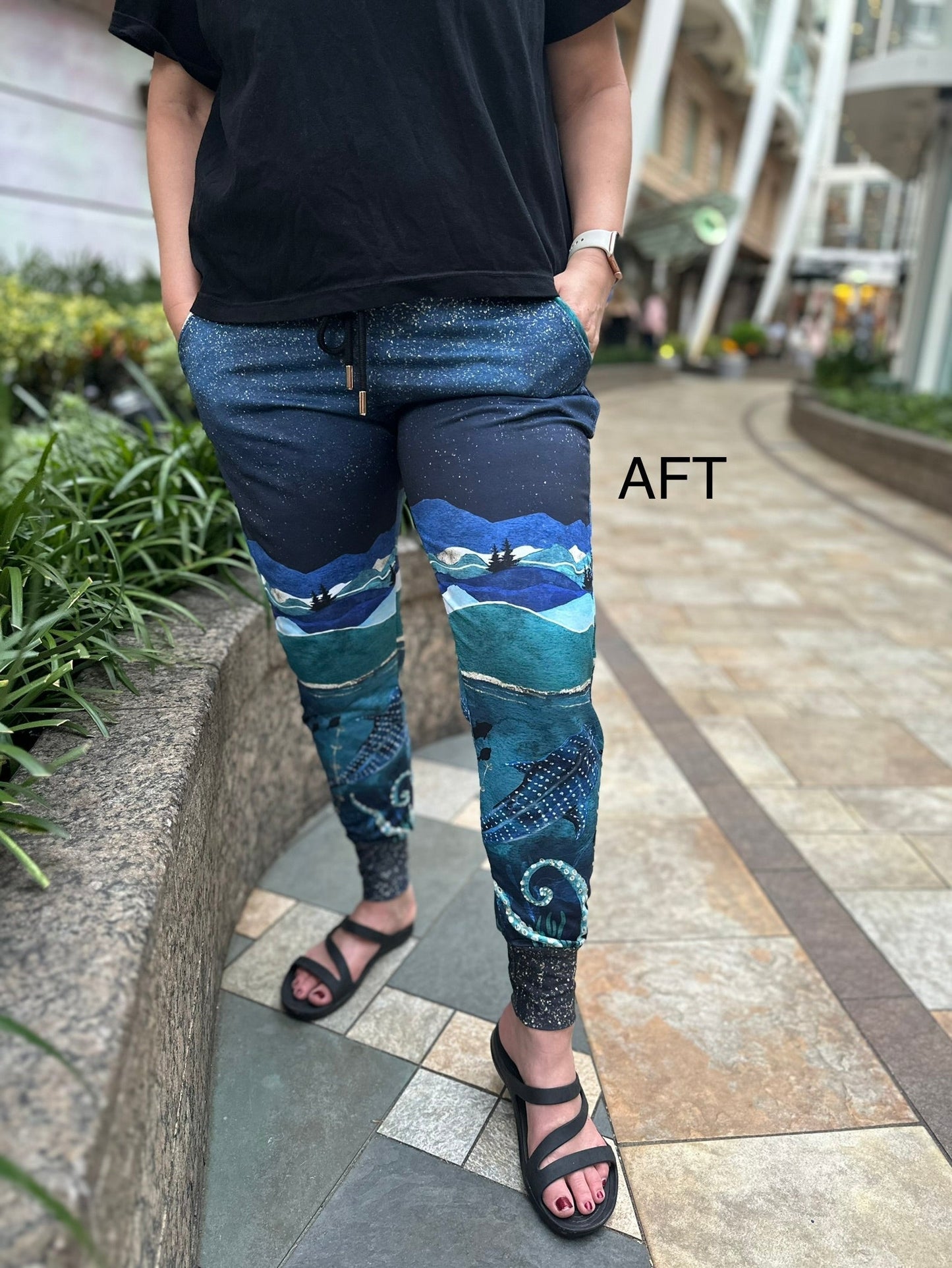 Swim Nylon: Ocean Border Panel (grainline)