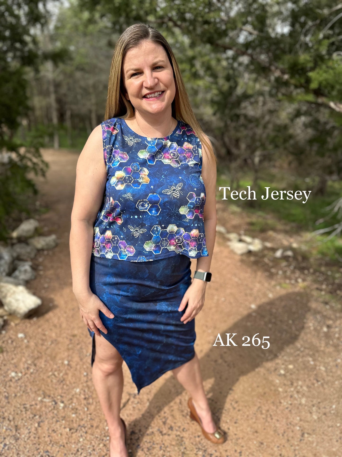 Athletic French Terry: Gold Bees
