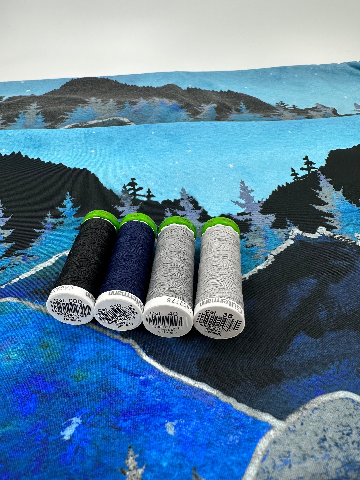 Drirelease: Night Border 1.5 yard Panel