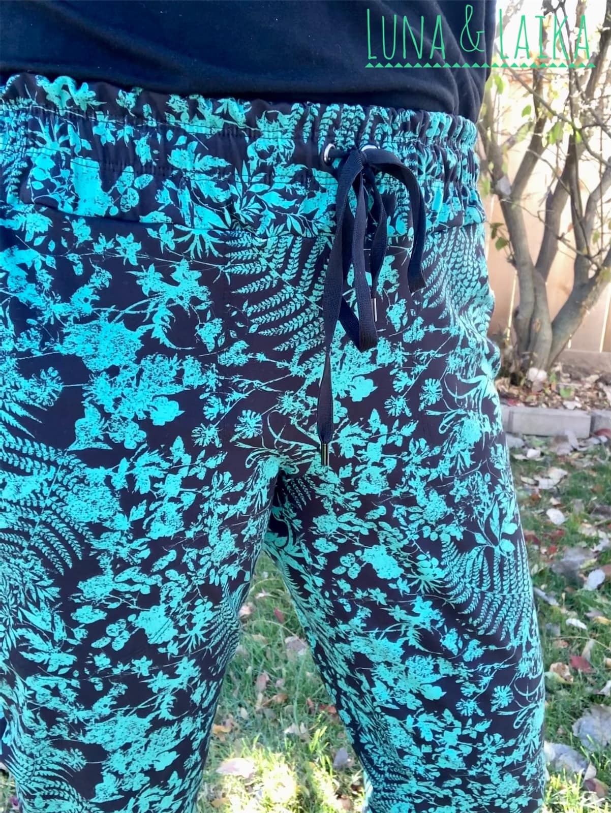 Brushed Jersey: Green Leaves (grainline)
