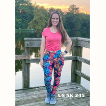 Load image into Gallery viewer, AK 265: Mixed Floral (grainline)